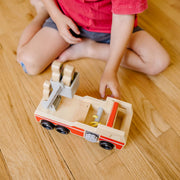 Classic Wooden Fire Truck Play Set L8